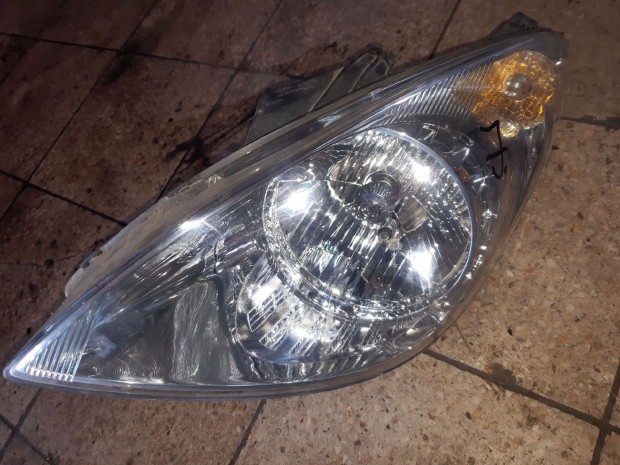 Hyundai i20 Jobb Első Lámpa / Fényszóró