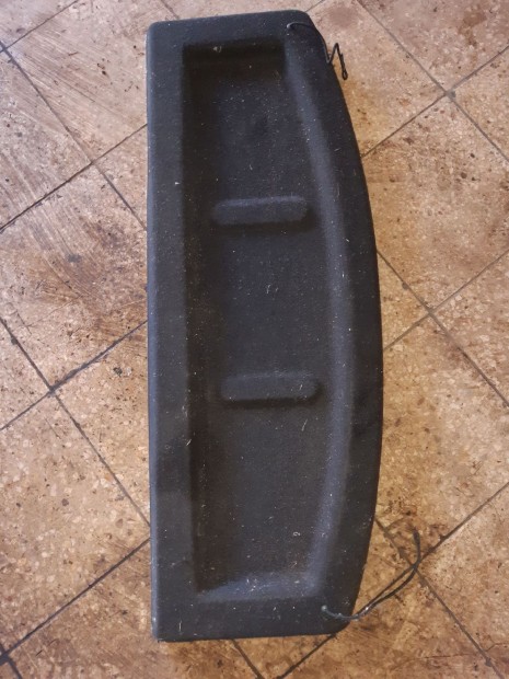 Hyundai i20 Kalaptartó