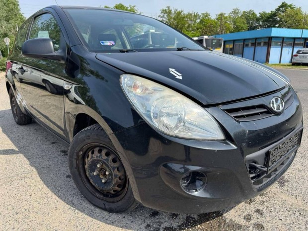 Hyundai i20 (2010) 1.4CRDI D4FC Alkatrészek #Külső Raktár