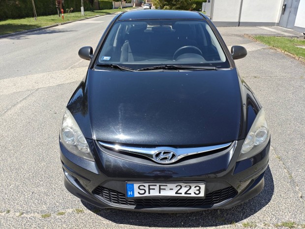 Hyundai i30 1.4 benzin 2010 Motorhibás