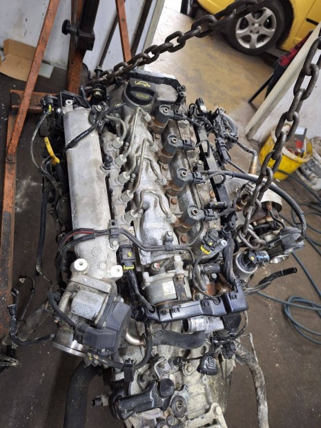 Hyundai i30 1,6 CRDI (2012) motor elad