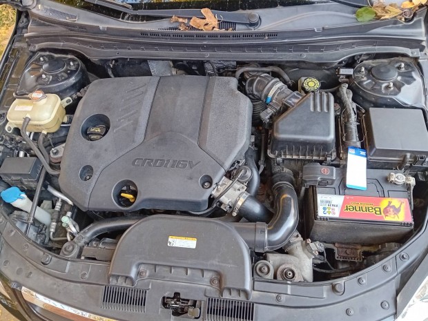 Hyundai i30 1.6 CRDi, vonhoroggal, lncos vezrlssel