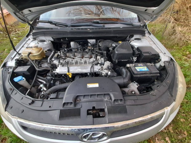 Hyundai i30 1.6crdi alkatrszek