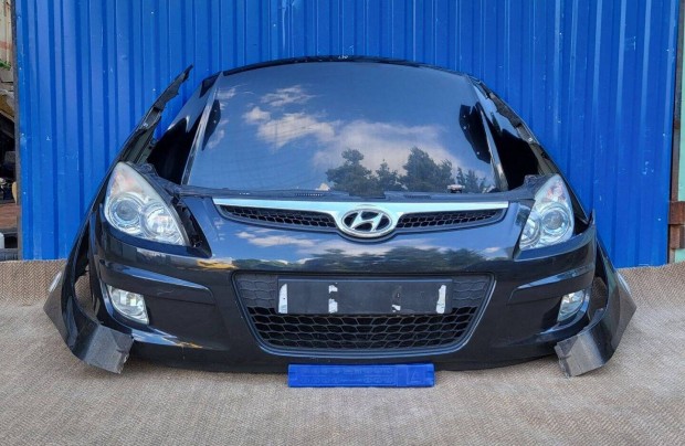 Hyundai i30 2007-12 FD gyári bal, jobb sárvédő fekete első lökhárító