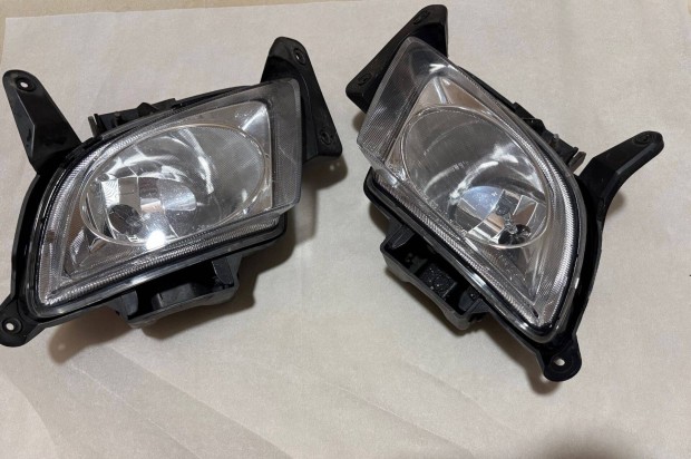 Hyundai i30 2007 - 2012 els� k�df�nysz�r� p�rban, kiv�l� �llapotban