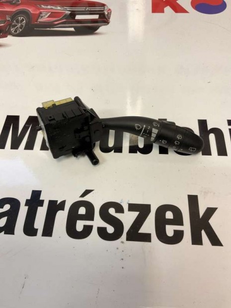 Hyundai i30 FD ablaktrl kapcsol 934202R010-BON