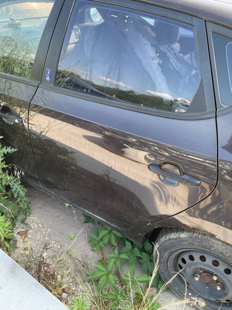 Hyundai i30 FD bal hátsó ajtó