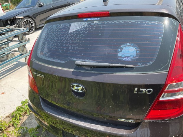 Hyundai i30 FD csomagtér ajtó