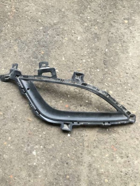 Hyundai i30 GD ködfényszóró keret jobb 86564A6000-BON