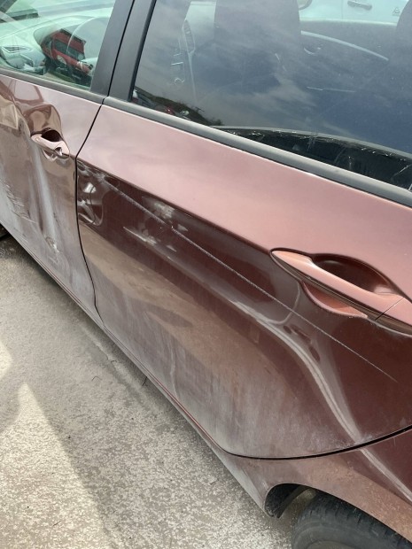 Hyundai i30 GD kombi bal hátsó ajtó