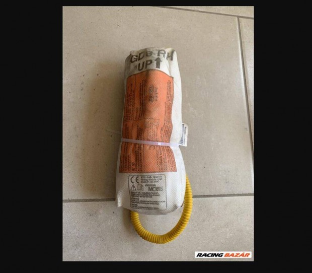 Hyundai i30 (GD) jobb oldali ülés légzsák a6889-20000 88920a6000