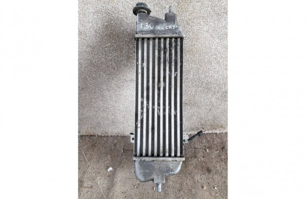 Hyundai i30, Kia Ceed 1.6 diesel intercooler cooler hűtő 282712A610