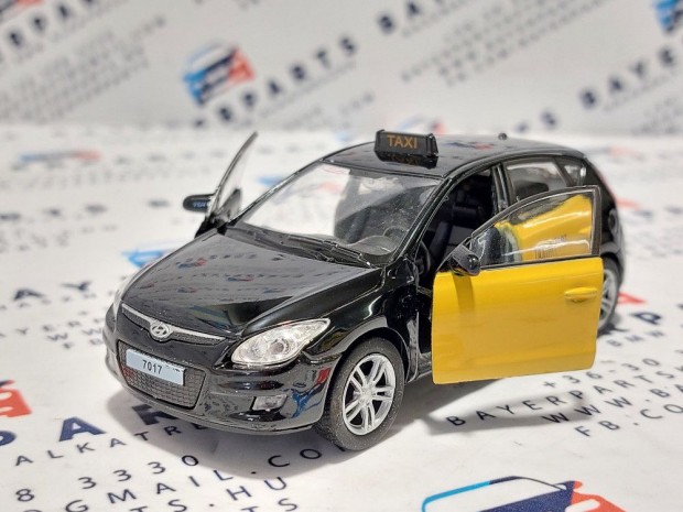 Hyundai i30 - barcelonai taxi -  Edicola - 1:38