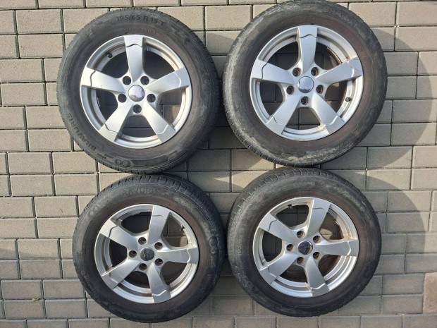 Hyundai i30 alufelni, R15
