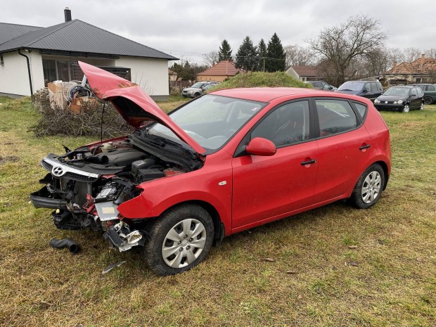 Hyundai i30 bontdik 