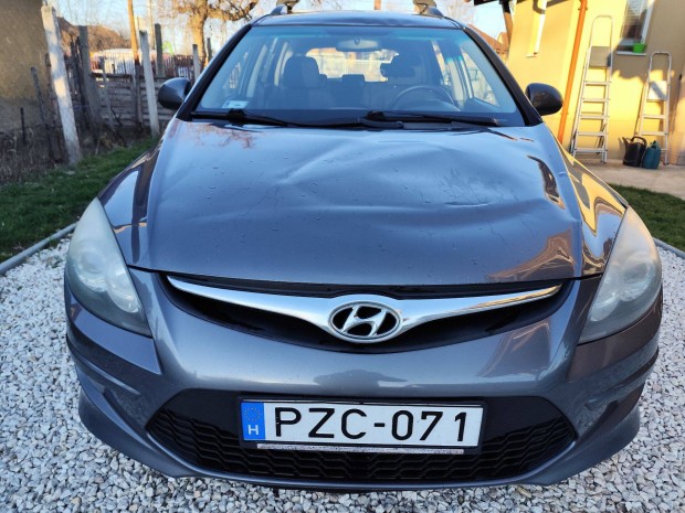 Hyundai i30 elad