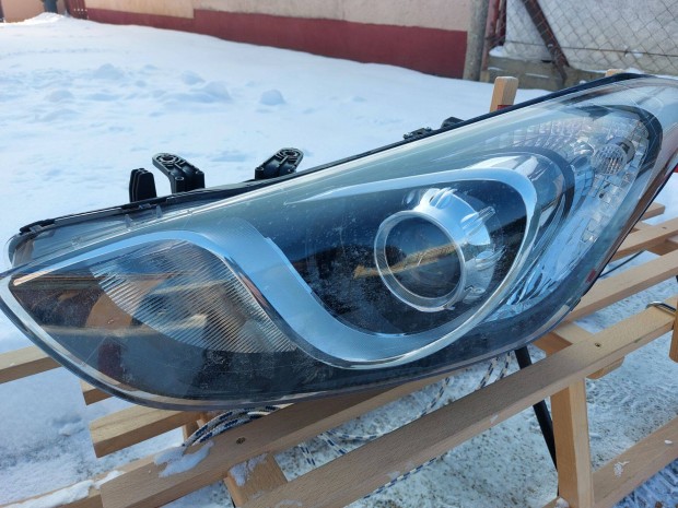 Hyundai i30 els� l�mpa