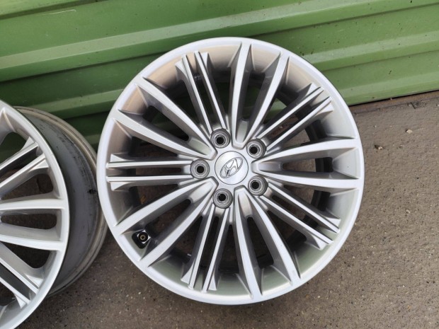 Hyundai i30 kona kia Niro gyári alufelni 5x114,3 17"