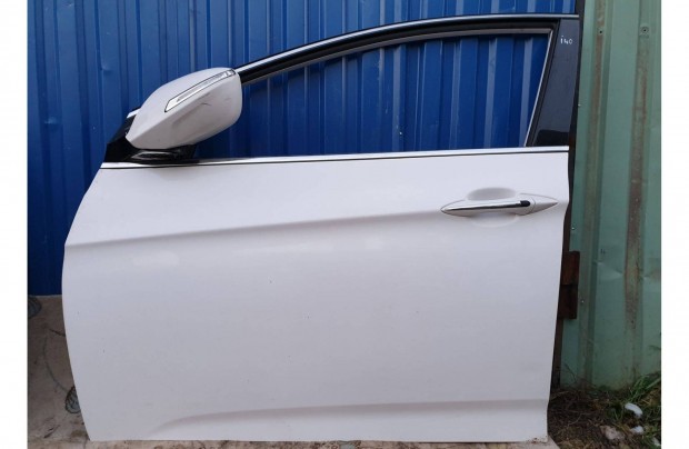 Hyundai i40 bal, jobb első ajtó, zár, kilincs, üveg, ablakemelő fehér