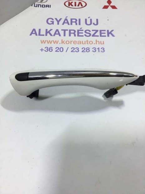 Hyundai i40 bal első külső kilincs 826513Z200-BON
