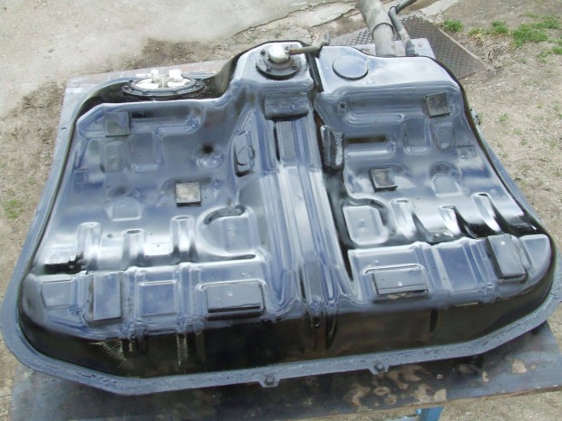 Hyundai i40 es 1.7 crdi gzolaj tank egyben