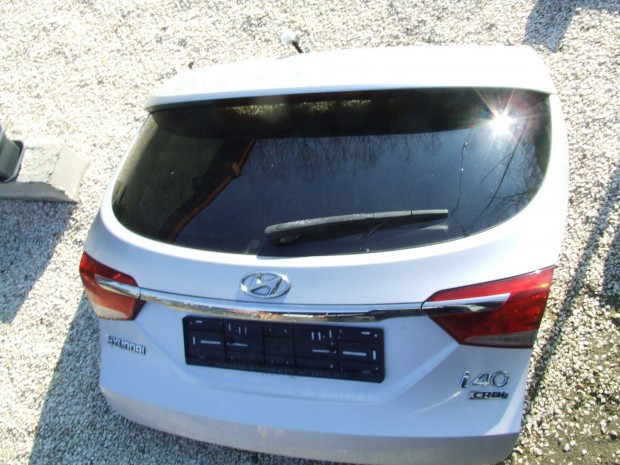 Hyundai i40 kombi csomagtr ajt kompletten hibtlan