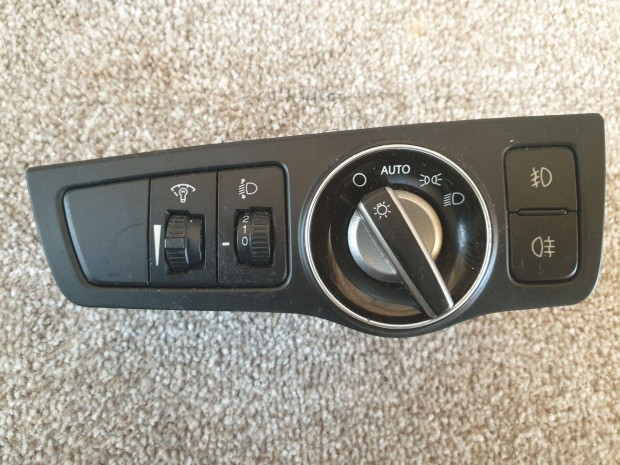 Hyundai i40 világítás, ködlámpa kapcsoló 933003Z950