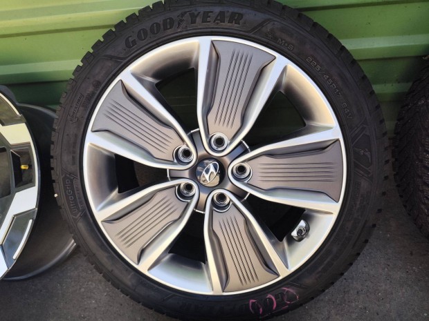 Hyundai ioniq i30 gyári alufelni 5x114,3 17"