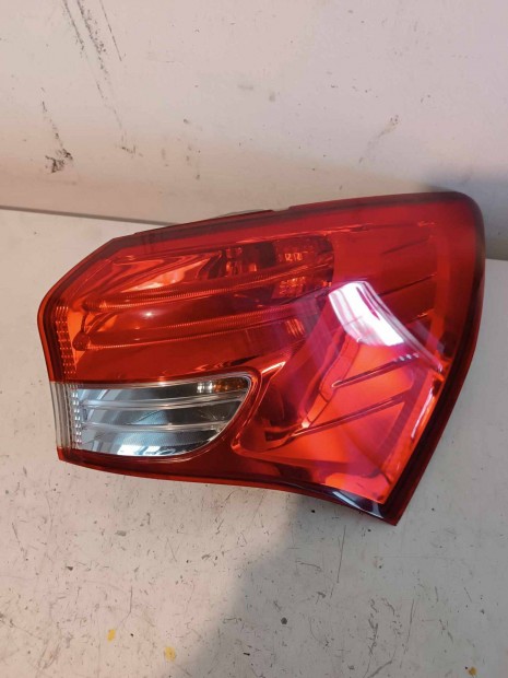 Hyundai ix20 jobb h�ts� l�mpa