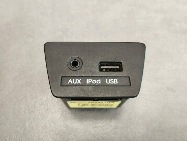 Hyundai ix35 USB aljzat 96110-2S500