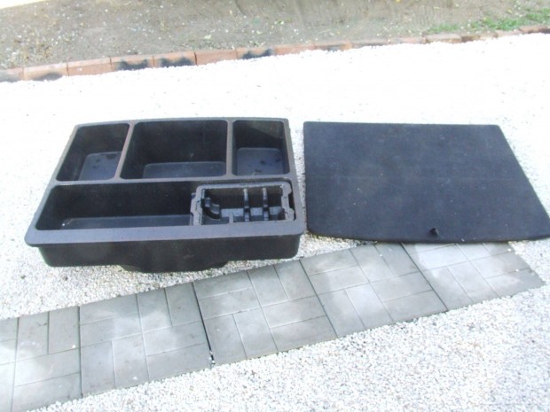 Hyundai ix35 csomagtr bett garnitra