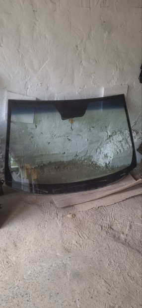 Hyundai ix35 első szélvédő.gyári bontott