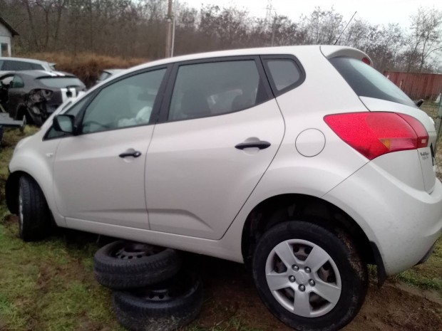 Hyundai ix 20 bal oldali els ajt hibtlan llapotban elad. 