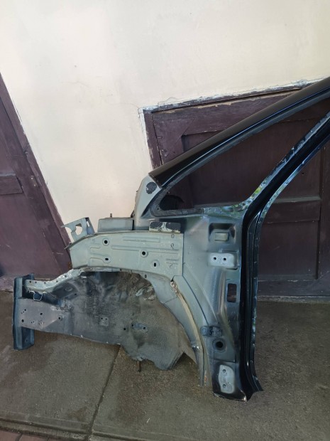 Hyundai ix 20 baloldali  oszlop