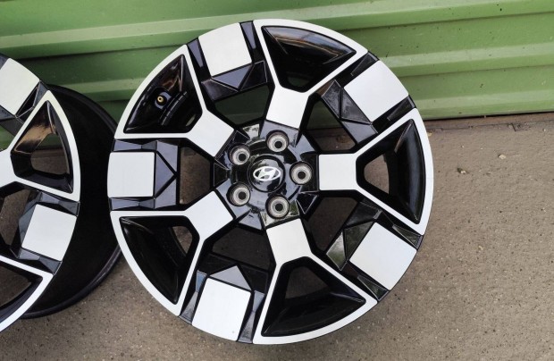 Hyundai kona tucson kia Niro gyári alufelni 5x114,3 19"