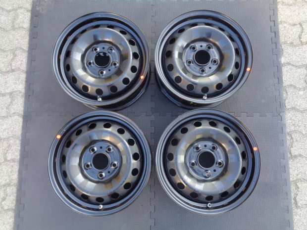 Hyundai lemezfelni 15-ös, 5×114.3-as osztó szenzorral mint az új eladó