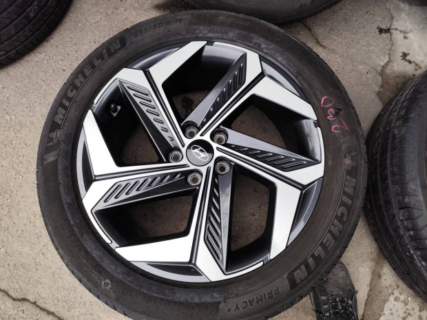 Hyundai tucson kia Sportage gyri alufelni 5x114,3 19"