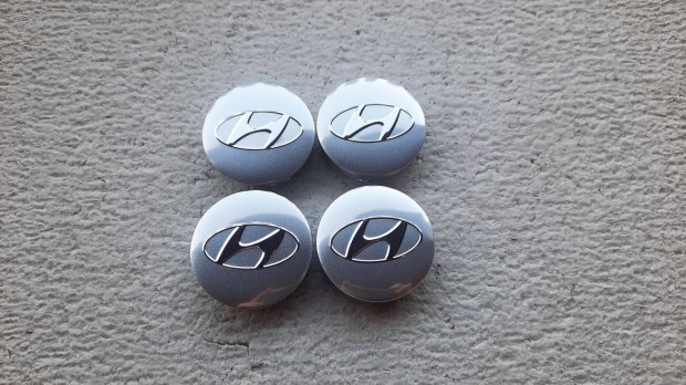 Hyundai új felni díszkupak közép felnikupak kerékagy kupak 56mm