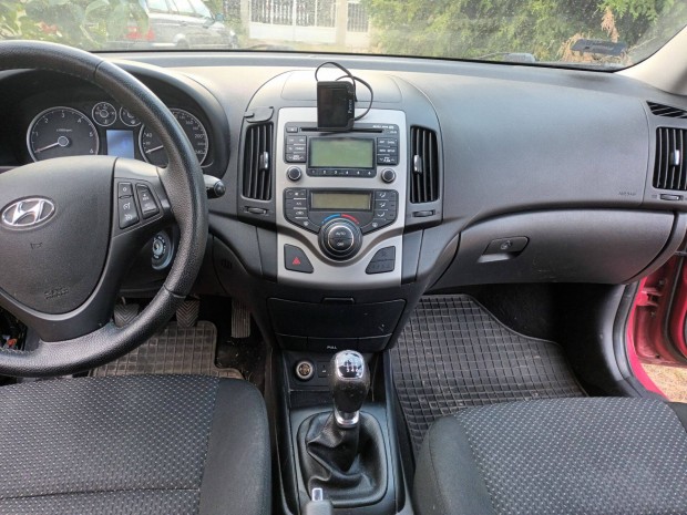 Hyundaii30 0309