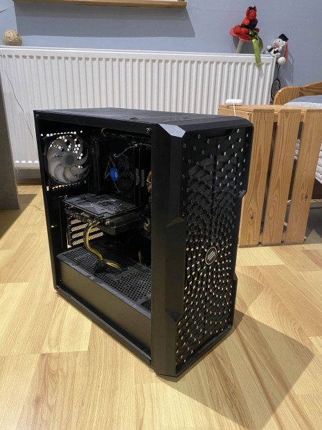 I5 10400 + Rtx 3060 + 16GB DDR4 Ignyes Gamer PC