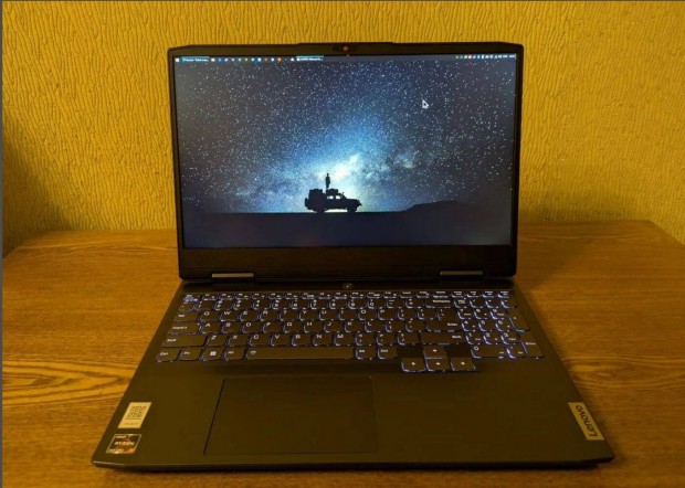 I7-es Lenovo legion laptop eladó 6 x 4.5 GHz 144Hz-es, matt IPS