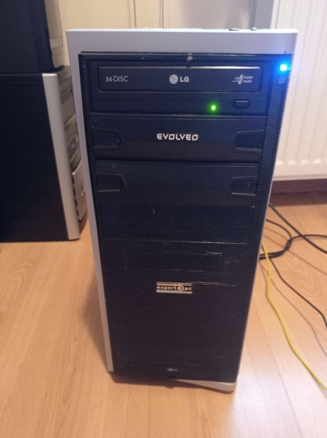 I7 xeon esport PC(8gb hyperx/ssd,hdd/Win10)