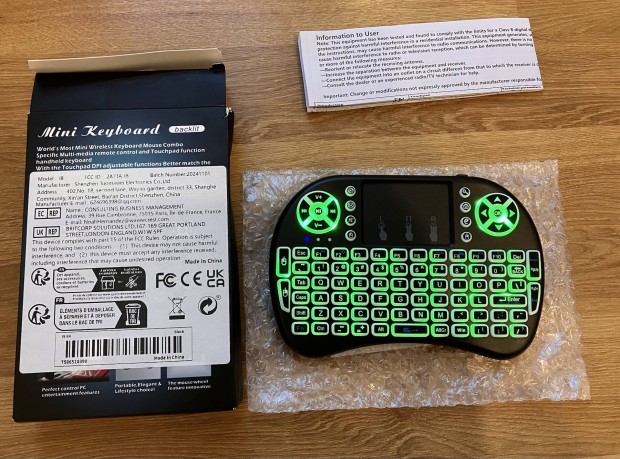 I8 mini wireless billentyűzet touchpaddal