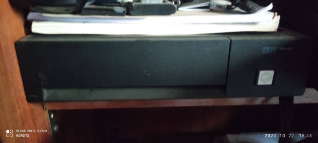 IBM SCSI Rack + 9.1 GB 68pin scsi hdd