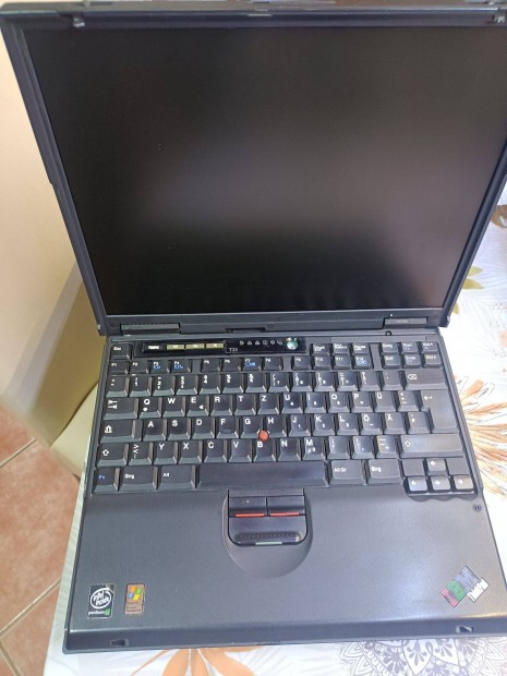 IBM T20 Pentium III laptop kis hibval elad!Csere/Beszmits!