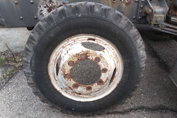 IFA Mbp ker�k garnit�ra Rosava 8,25 R20 elad�