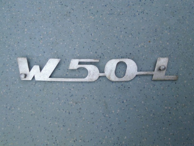 IFA W50L gyri logo felirat emblma