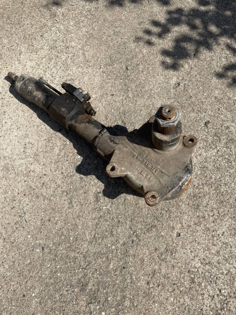 IFA W50 kormnym s egyb alkatrszek