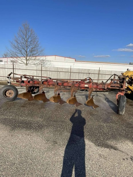 IH 5 fejes eke elad 6 illetve 7 fejesre alakthat 