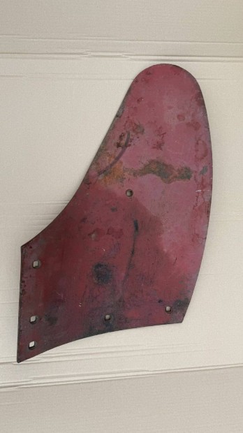 IH m�lysz�nt� korm�nylemez